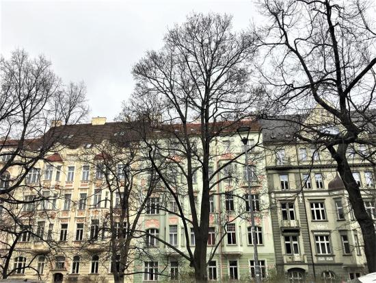 Za architekturou v okolí Riegrových sadů