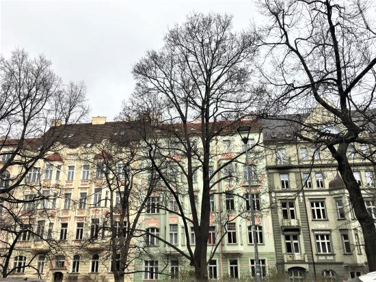Za architekturou v okolí Riegrových sadů