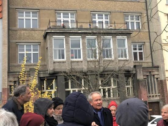 Za architekturou v okolí Riegrových sadů