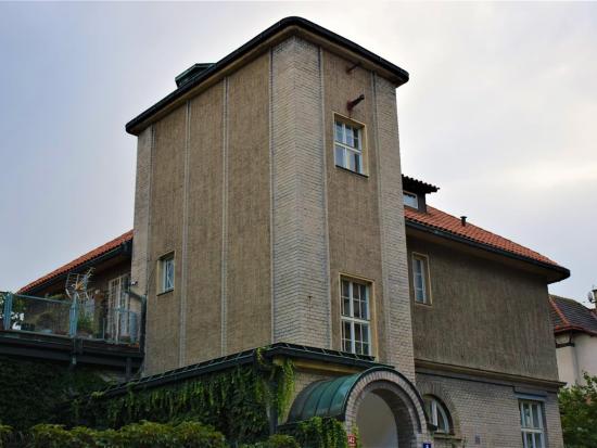 Vinohradské vily s dr. Zachařem