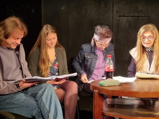 Kačer a Venclík uvádějí: Mor byl horší. Divadlo D21 - 14. 11. 2022