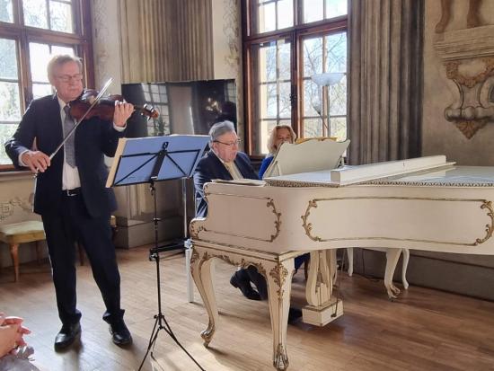 Výstava ANTONÍN DVOŘÁK A SLÁVA a koncert Vilímec &amp; Vilímec