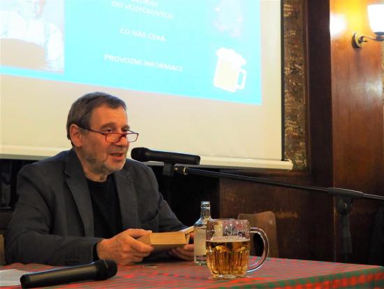 Hašek má 140 aneb V šest večer U Kalicha